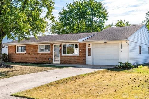 1227 Frayne Dr, New Carlisle, OH, 45344-2817 | Card Image