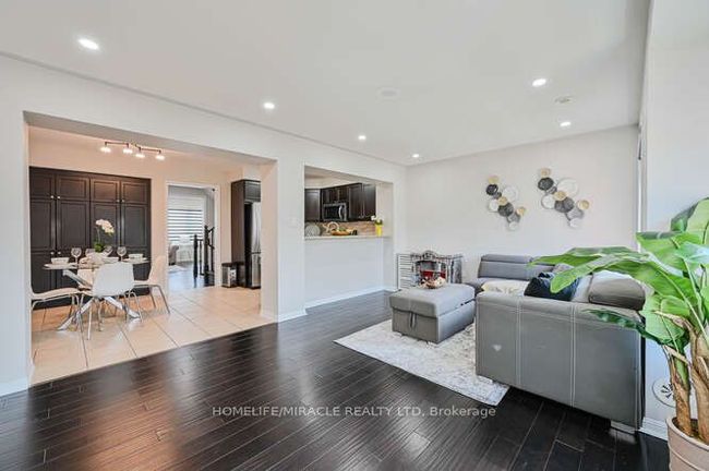 43 Ariel Rd, House attached with 4 bedrooms, 4 bathrooms and 1 parking in Brampton ON | Image 22
