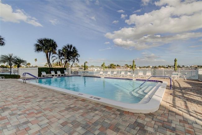APT-1001 - 400 64 Th Ave, Condo with 1 bedrooms, 2 bathrooms and null parking in ST PETE BEACH FL | Image 26