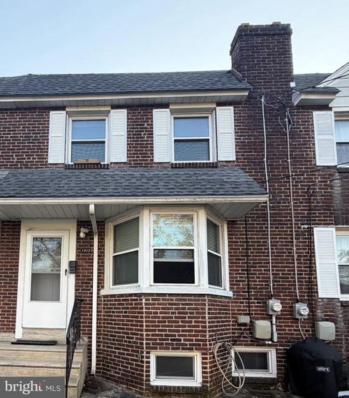1913 46th St, PENNSAUKEN, NJ, 08110-3031 | Card Image