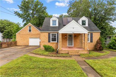 616 Jewell Avenue, House other with 3 bedrooms, 2 bathrooms and null parking in Portsmouth VA | Image 1