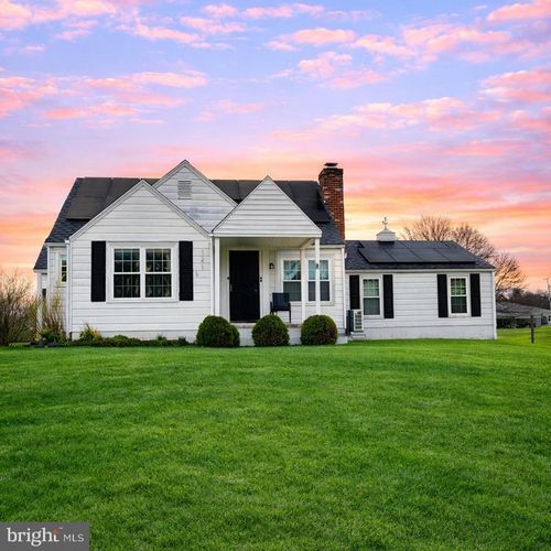 121 Queen St, REEDSVILLE, PA, 17084-9796 | Card Image