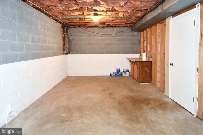 327 W 9 Th St, Townhouse with 3 bedrooms, 2 bathrooms and null parking in FRONT ROYAL VA | Image 20