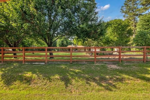 208 N Oak Hill Dr, Huffman, TX, 77336-3222 | Card Image