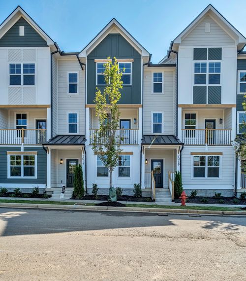 2019 Maple View Ln, Nashville, TN, 37207-3048 | Card Image