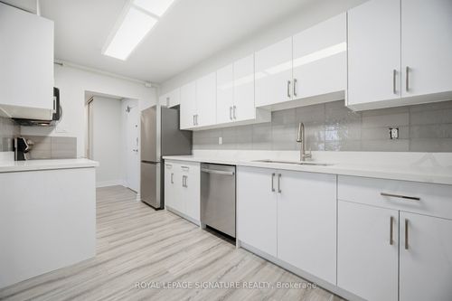 1501-625 The West Mall N/A, Etobicoke, ON, M9C4W9 | Card Image