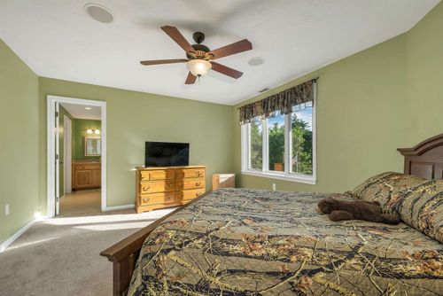 21 Goffstown Back Rd, Goffstown, NH, 03045-2643 | Card Image