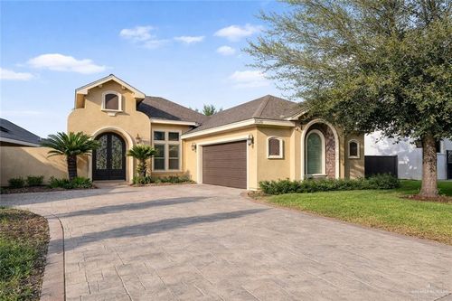 2020 Queens Ave, McAllen, TX, 78504-2295 | Card Image