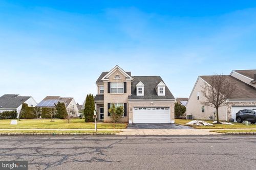 7 Spring Dr, Dayton, NJ, 08810-1635 | Card Image