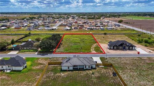 7002 Suncrest Acres St, Edinburg, TX, 78542-6495 | Card Image