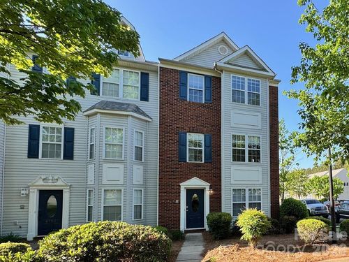6748 Mountain Majesty Way, Huntersville, NC, 28078-2347 | Card Image
