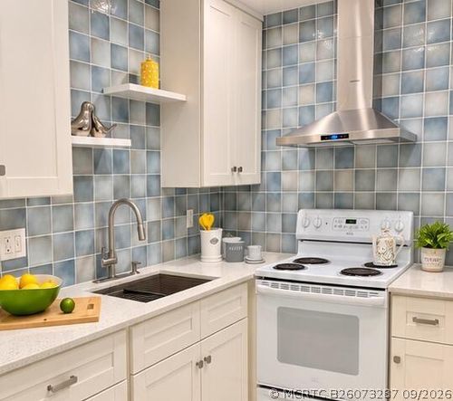 310-500 Village Green Cir W, Palm Springs, FL, 33461-6519 | Card Image
