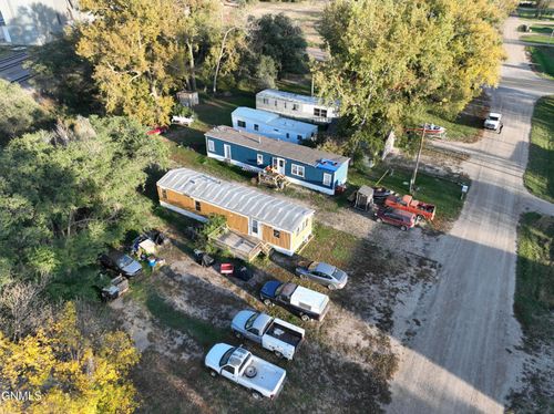 681010 8th Ave Se, Stanley, ND, 58784-1009 | Card Image