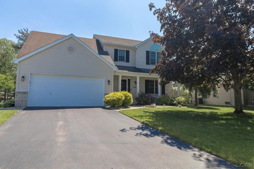 9068 Village Meadows Dr, Temperance, MI, 48182-8800 | Card Image