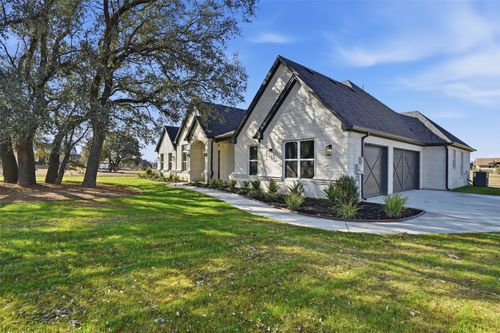 104 Trace Dr, Weatherford, TX, 76087-6491 | Card Image