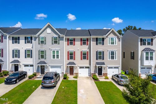 6607 Pathfinder Way, Raleigh, NC, 27616-6876 | Card Image