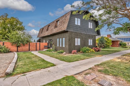 61 Sw 4th St, Ontario, OR, 97914-2605 | Card Image