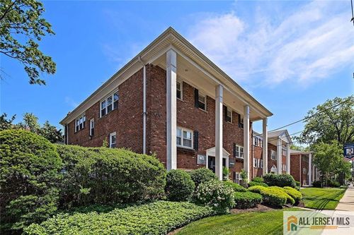 2f-2105 Saint Georges Ave, RAHWAY, NJ, 07065-2045 | Card Image