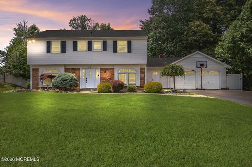 64 Livingston Ln, Manalapan, NJ, 07726-2820 | Card Image