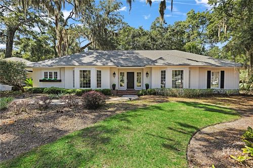 15 Delegal Rd, Savannah, GA, 31411-2620 | Card Image