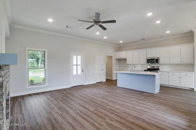 05-642 Westfield Dr | Image 5