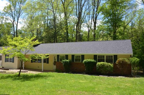 1251 Briercliff Rd, Bridgeport, WV, 26330-1303 | Card Image