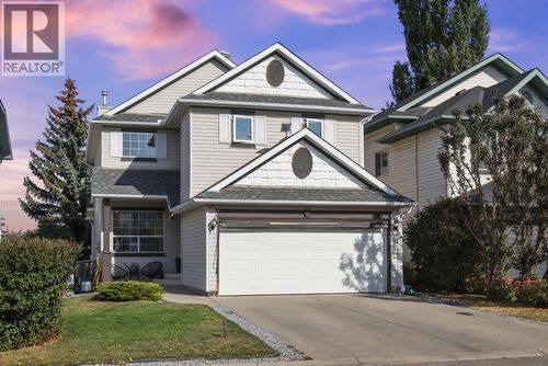 3720 Douglas Ridge Way Se, Calgary, AB, T2Z3B6 | Card Image