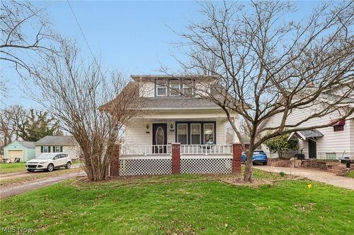 162 Erskine Ave, Youngstown, OH, 44512-2301 | Card Image