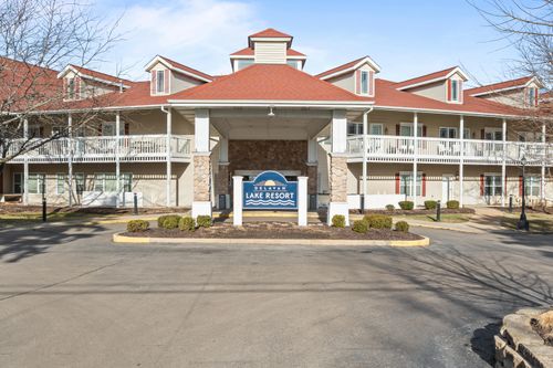 1505 S Shore Dr, DELAVAN, WI, 53115-3624 | Card Image