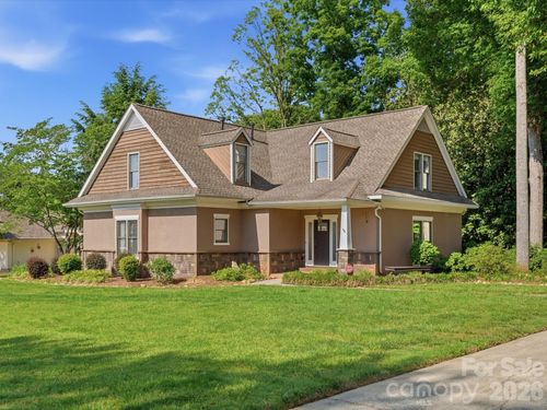 911 Weymouth Dr, Gastonia, NC, 28056-7554 | Card Image