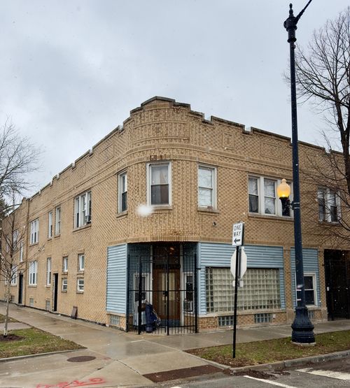 2456 W Lithuanian Plaza Ct, Chicago, IL, 60629-1443 | Card Image