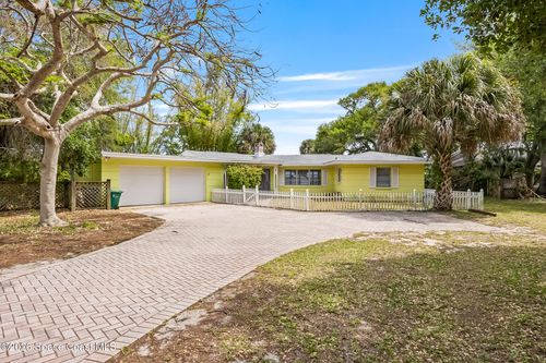 8690 S Tropical Trl, Merritt Island, FL, 32952-6808 | Card Image