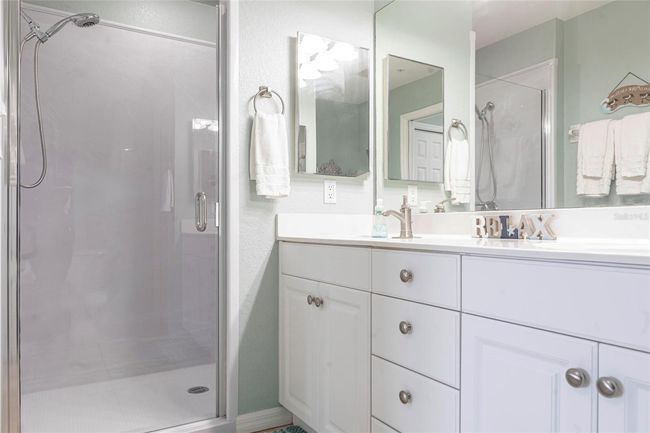 APT-202 - 6334 Grand Oak Cir, Condo with 2 bedrooms, 2 bathrooms and null parking in BRADENTON FL | Image 15