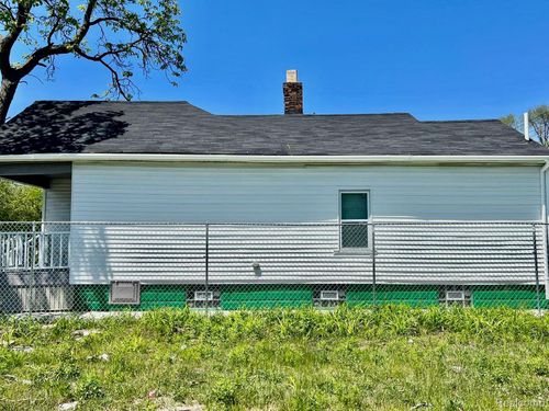 13826 Gallagher St, Detroit, MI, 48212-1612 | Card Image