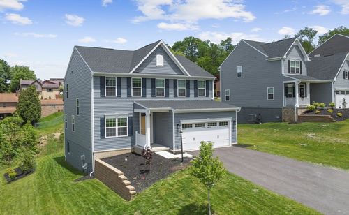 130 Arnoni Dr, Jefferson Hills, PA, 15025-3200 | Card Image