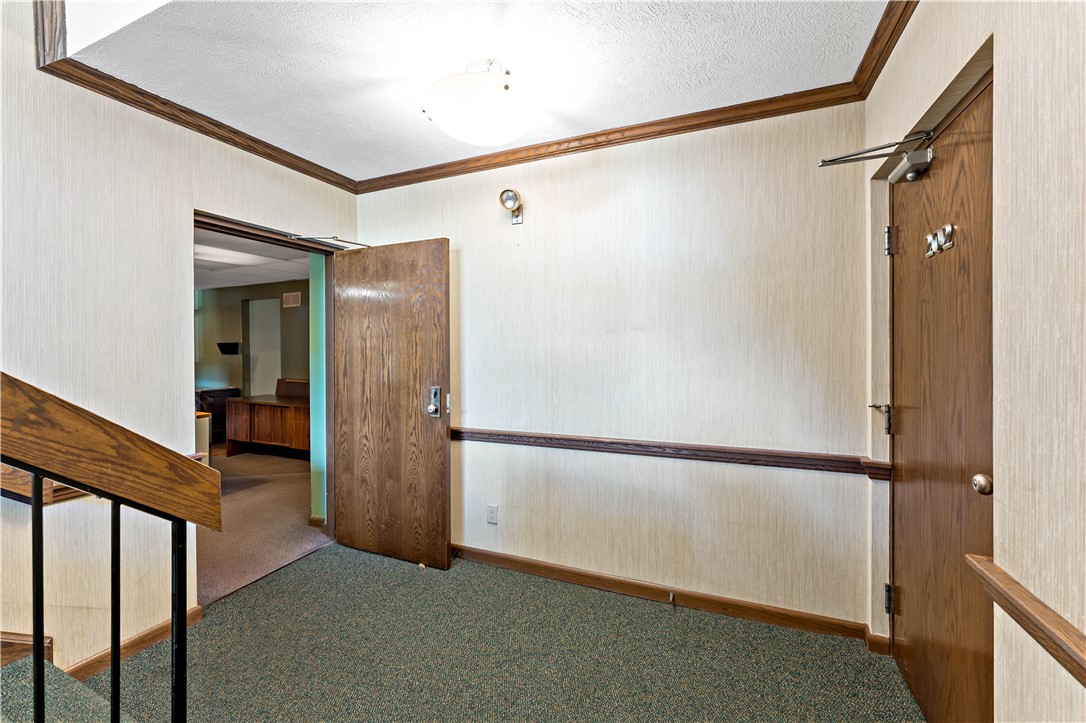 Commercial Lease in Ross Twp 5