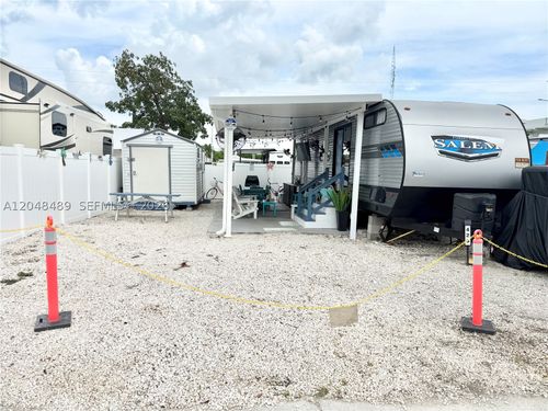 425-325 Calusa St, Key Largo, FL, 33037-2641 | Card Image