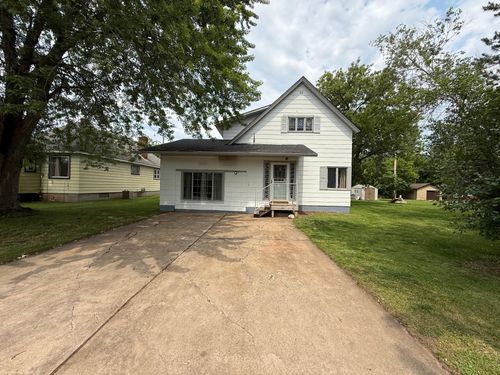 410 W 2nd Ave, Keewatin, MN, 55753-4423 | Card Image