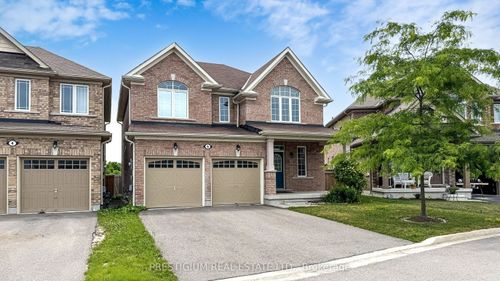 6 Lampkin St, Sutton West, ON, L0E1R0 | Card Image
