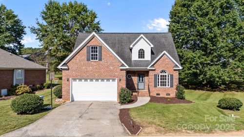 181 New Hampshire Ct, Mocksville, NC, 27028-4265 | Card Image