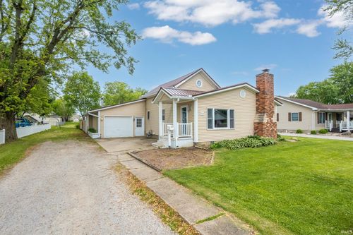 753 W Centennial St, Nappanee, IN, 46550-1503 | Card Image