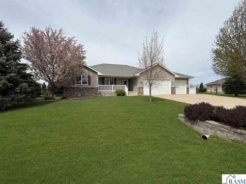 510 Valley View Dr, Courtland, MN, 56021-7703 | Card Image