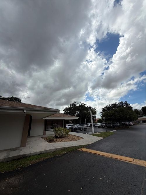 104-9260 Hammocks Blvd, Miami, FL, 33196 | Card Image