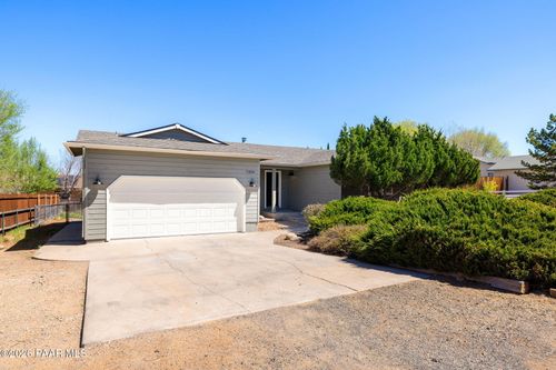 7300 E Grandview Dr, Prescott Valley, AZ, 86314-5135 | Card Image