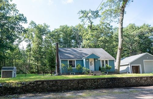 116 Cottage Ave, Millis, MA, 02054-1260 | Card Image