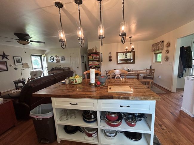 3950 Boyd Rd, House other with 2 bedrooms, 2 bathrooms and null parking in Draper VA | Image 17
