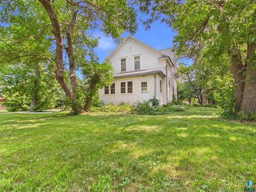 714 S Union Ave Avenue, Madison, SD, 57042 | Card Image