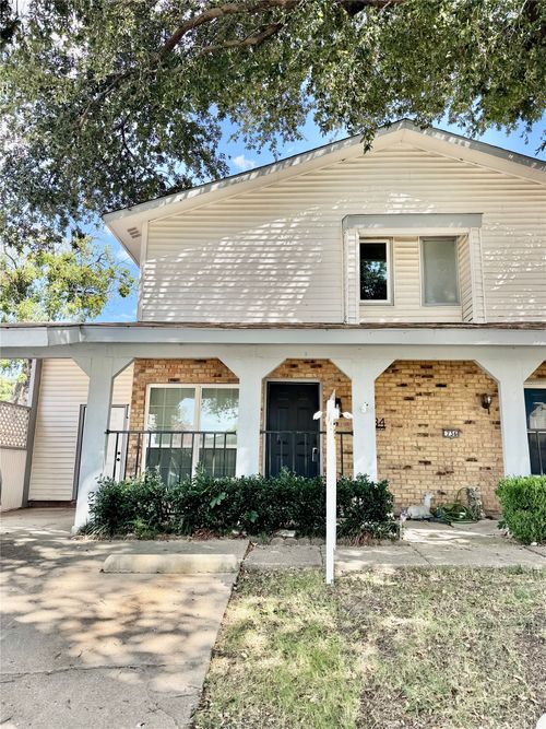 734 Ticonderoga Dr, Garland, TX, 75043-4921 | Card Image