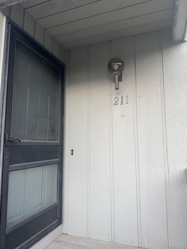 211 - 211 Skyview Dr, Condo with 2 bedrooms, 3 bathrooms and null parking in Cromwell CT | Image 16