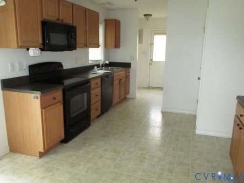 1611 Howerton Rd, Dunnsville, VA, 22454-3302 | Card Image